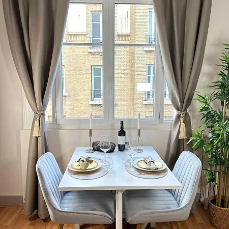 Porte De Versailles - Executive With Lift Daire