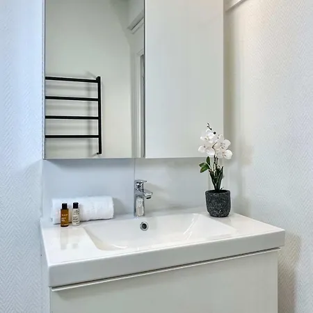 Porte De Versailles - Executive With Lift