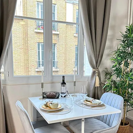 Porte De Versailles - Executive With Lift Daire