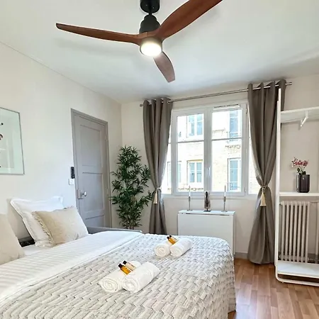 Porte De Versailles - Executive With Lift Daire *