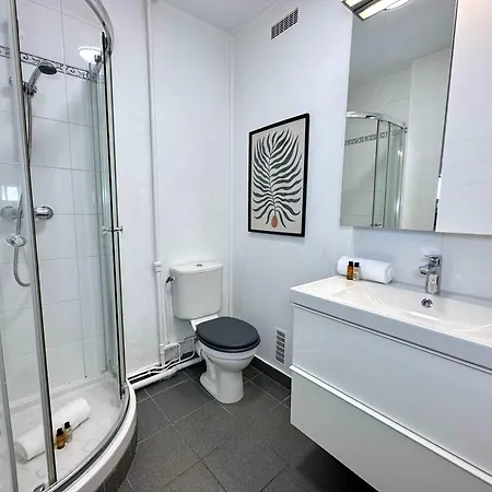 Apartment Beautiful Near Parc Des Expositions